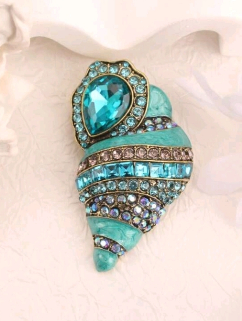 Turquoise Green Blue Rhinestone Conch Shell Brooch Pin - Picture 2 of 4